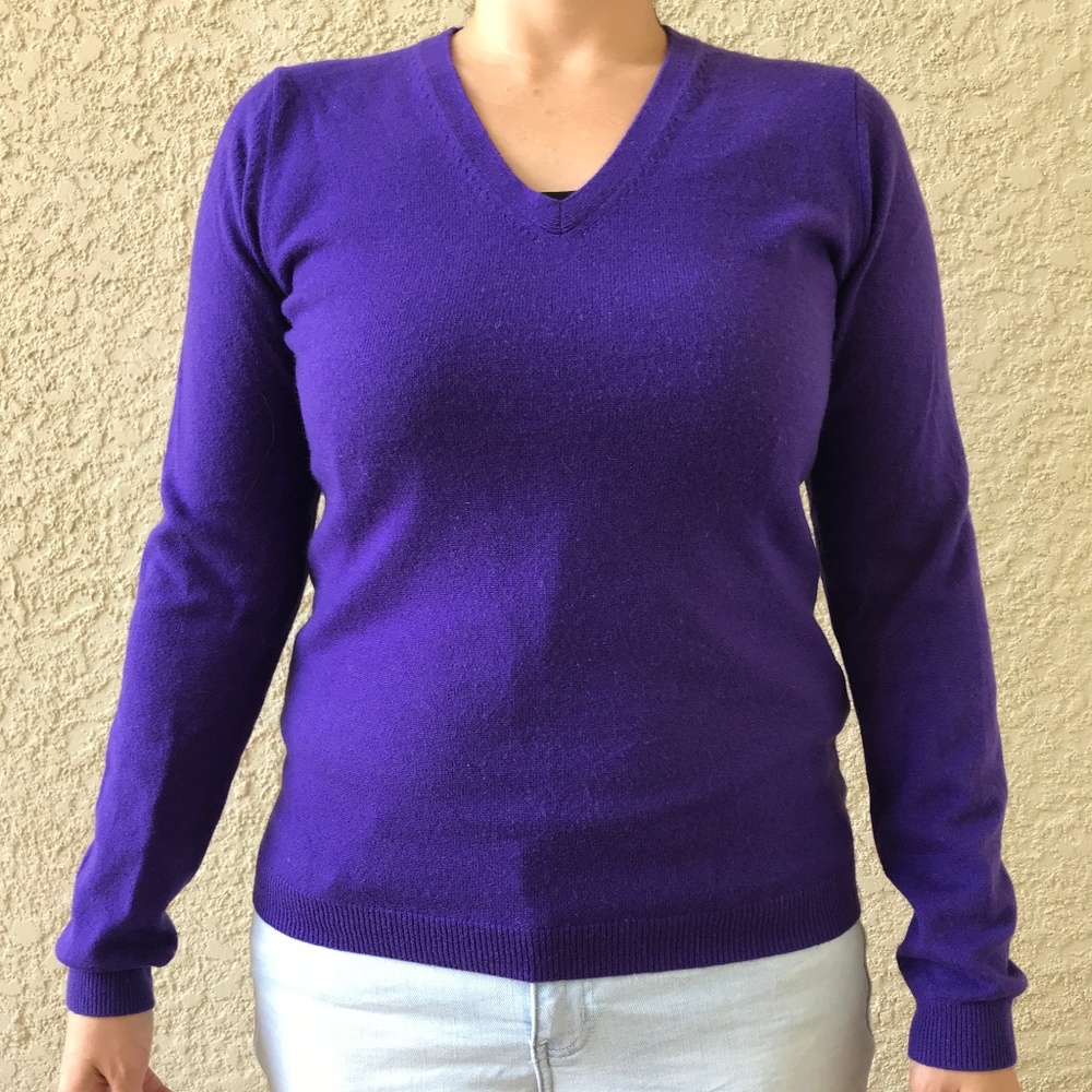 Uniqlo Purple Cashmere V-neck Sweater